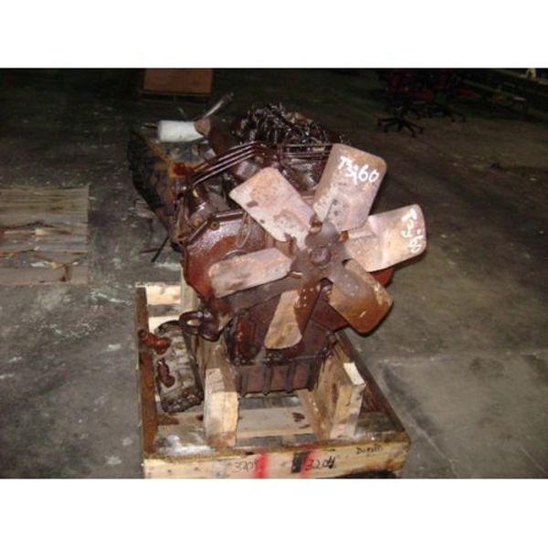 Caterpillar #3204, long block diesel engine - Image 1
