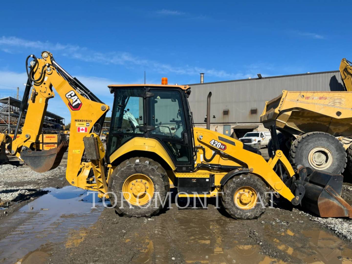 Cat 420-07XE, Backhoe Loader, 1663 hours, S/N: H9X01833, 2022 - Image 7