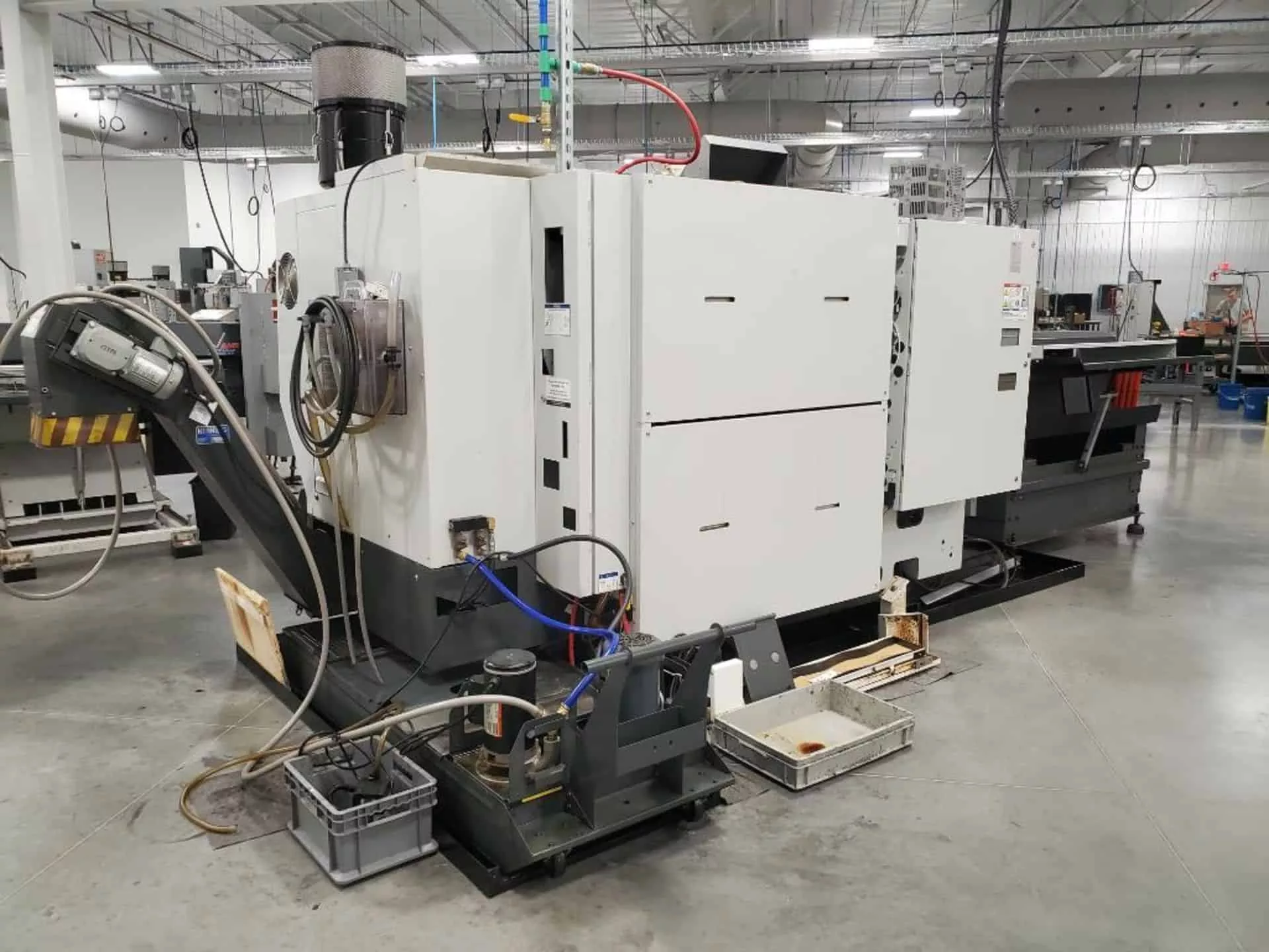 Haas #DS-30SS, CNC Lathe, 37.7" swing, 26" machining length, 16" turning diameter, 10" chuck, 30 HP, 4,800 - Image 10