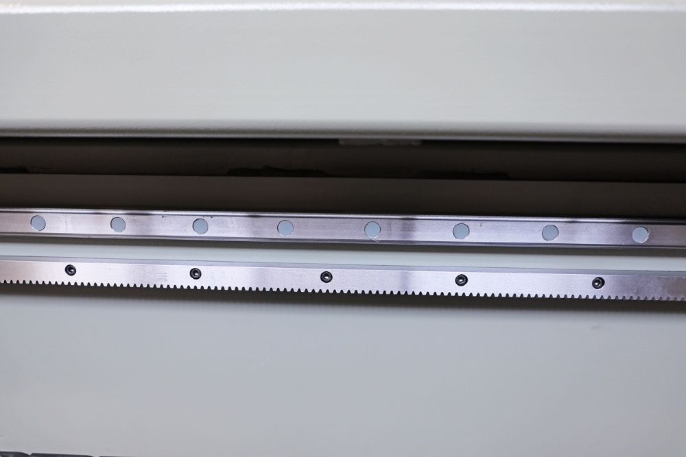 Oz Machine #Lepus-X, 4000mm x 1600mm table, 10 ATC, Touchscreen Computer Control, dust vacuuming system, 12 - Image 6