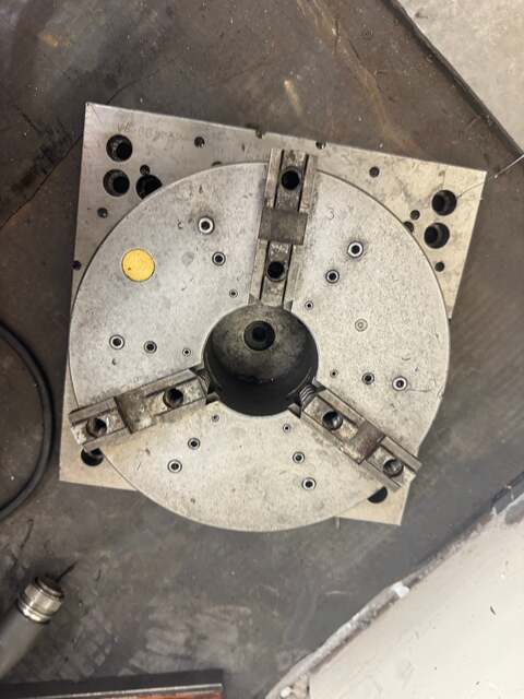 10" 3-Jaw Self-Centering Lathe Chuck #424499-7A, Square Adapter Plate, Approx. 4" Bore - Image 1