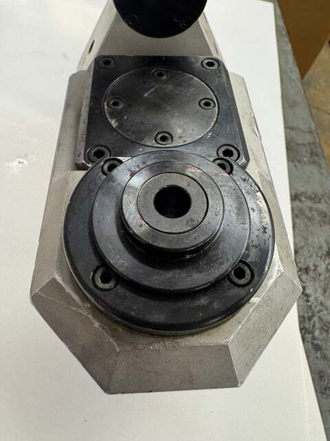 BIG Daishowa #CV50-AG90/AGH35-230, Right Angle Head, CAT50, AGH35 Output, 230mm Gage Length, Radial - Image 3