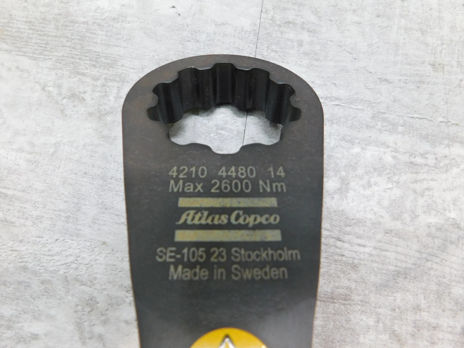 Atlas Copco #RTP2600-HR25, Pneumatic Pistol Nutrunner W/ FRL Stand, 1" Drive - Image 6