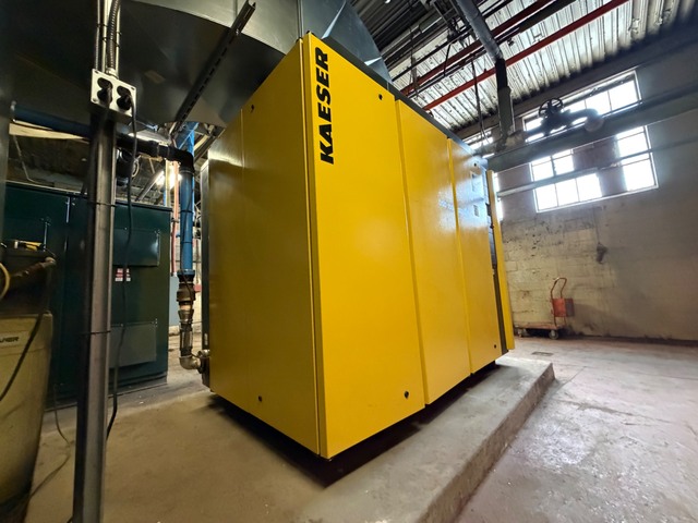 717 cfm, 125 psig, Kaeser #DSD-150, Rotary Screw Air Compressor, 150 HP, 575 V., 2022, 2022 - Image 3