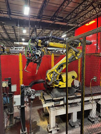 Fanuc, R-2000iC/165F, 6-Axis robot, R-30iB control, 165 Kg, 2655mm reach, 2016, 2016 - Image 1