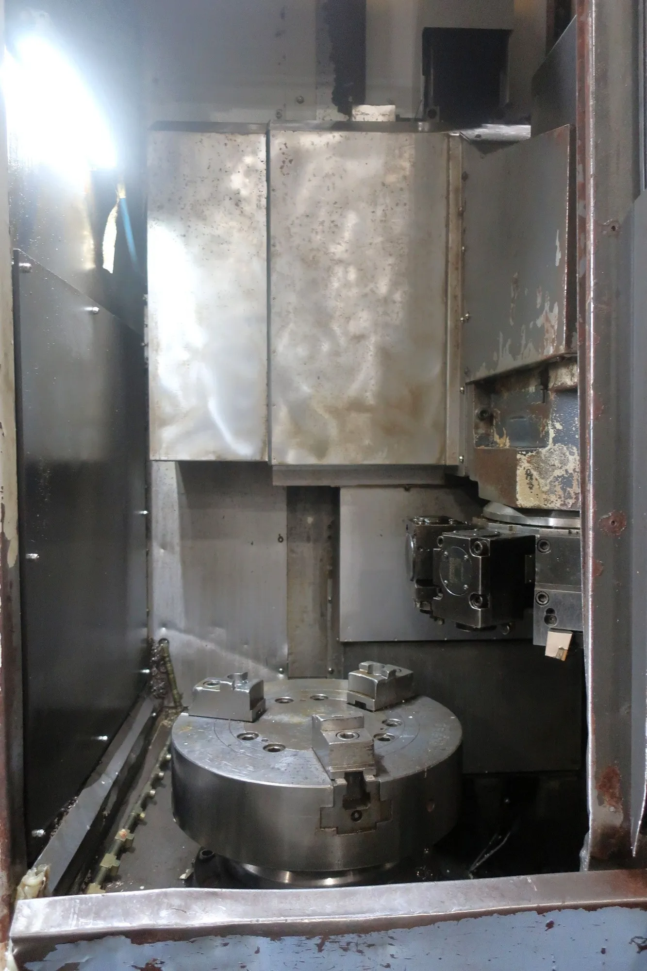 Daewoo Doosan #PUMA-V400M, CNC vertical lathe, 18" chuck, 3000 RPM, 22 KW, 12-station turret, live tooling - Image 4
