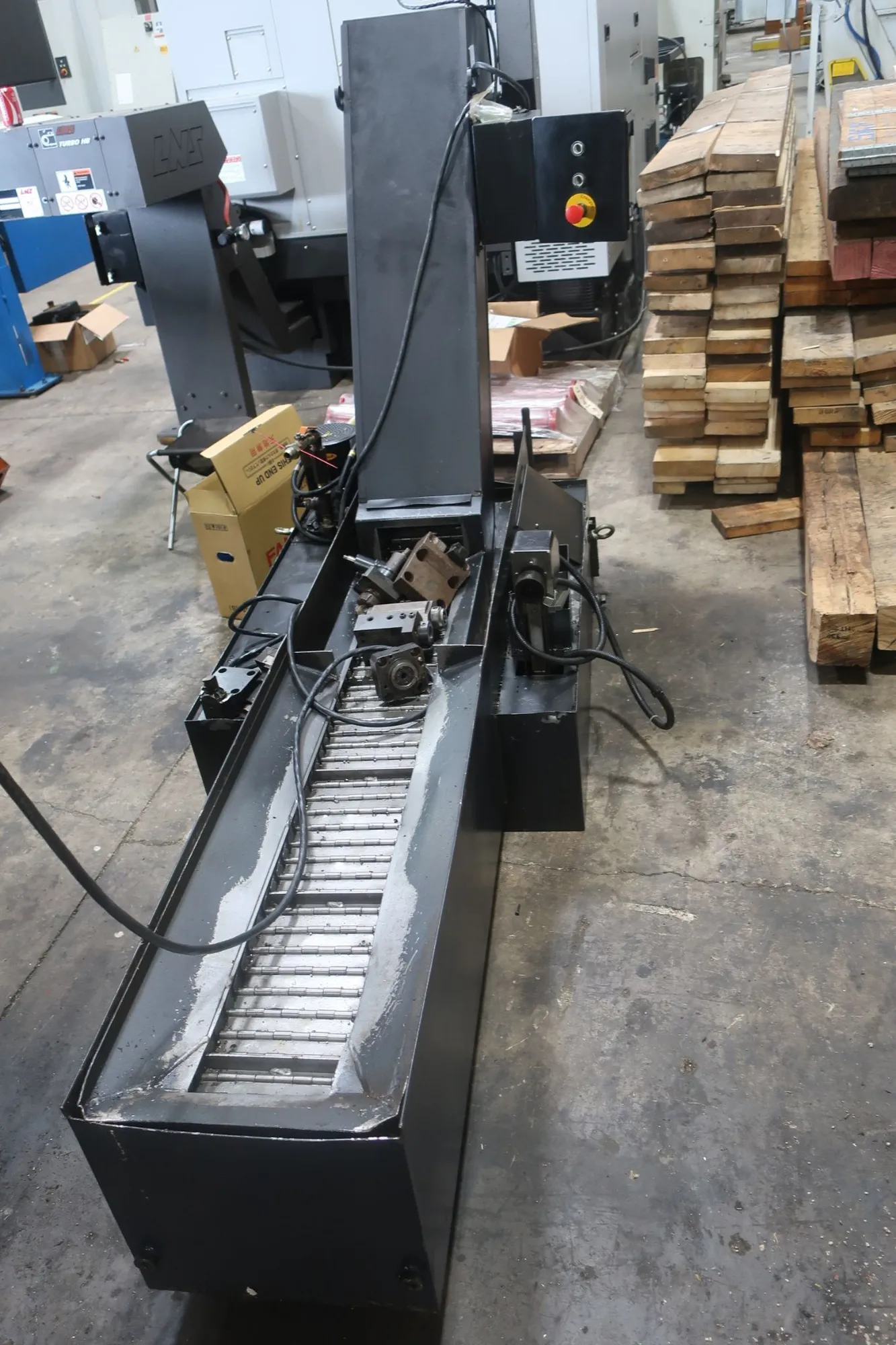 Daewoo Doosan #PUMA-V400M, CNC vertical lathe, 18" chuck, 3000 RPM, 22 KW, 12-station turret, live tooling - Image 10