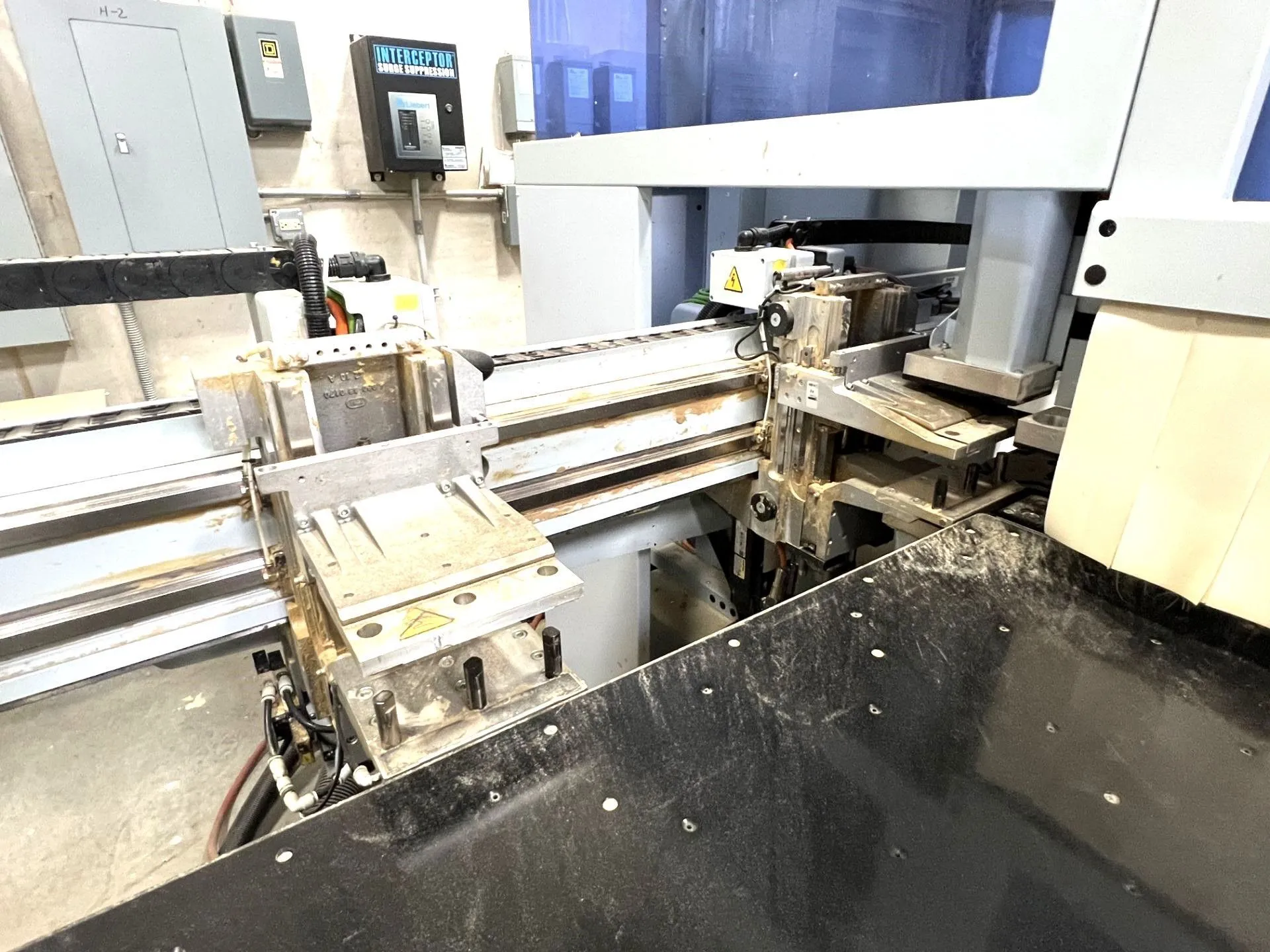 Weeke #BHX-500, CNC Machining Center, 98" X, 39" Y, 7500 RPM, Dual 36-Spindle Boring Blocks, 453 FPM X, 262 - Image 3