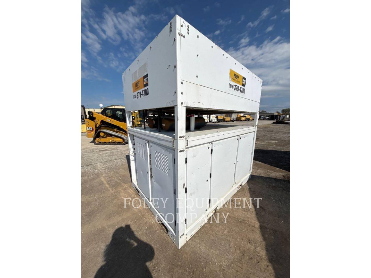 30 Ton, Ohio Cat Manufacturing #AC30T, air cooled chiller, 480 V., 10000 cfm, 2013 - Image 4