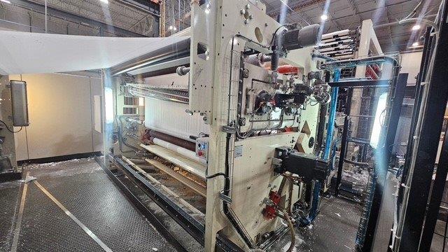 108" Universal Tissue Technology, BRT/KRT rewinding line, 4-lane orbital log saw, 400 MPM, 2016 - Image 3
