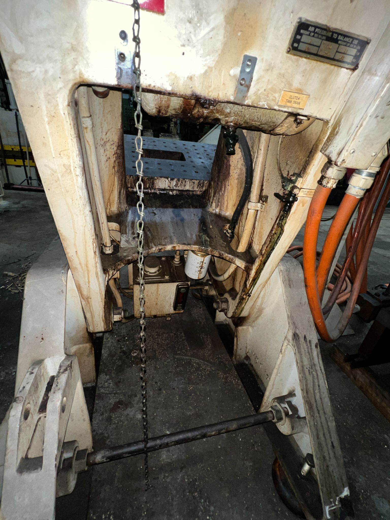 35 Ton, Bliss #C-35, flywheel OBI press, 3" stroke, 10.75" Shut Height, 2.5" adj., 26.5" x 17" bed, 120 SPM - Image 10