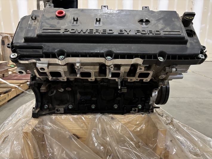 Ford #HC2Z-6006-ARM, 6.2L V8 Gasoline Engine, Remanufactured Long-Block, 300 HP, 2023 - Image 3