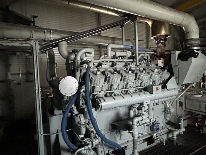 1,445 HP Enerflex / Ariel #JGT/4, Reciprocating Compressor Package, Waukesha L5794LT Driver, 3-Stage, Sweet - Image 3