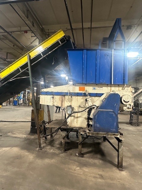 Vecoplan #RG52/100, Single Shaft Shredder, 52" Wide, 100 HP, w/In-Feed Conveyor - Image 1