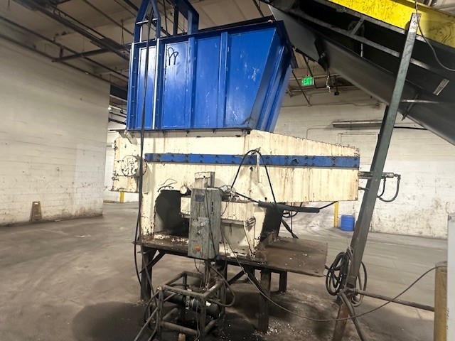 Vecoplan #RG52/100, Single Shaft Shredder, 52" Wide, 100 HP, w/In-Feed Conveyor - Image 7