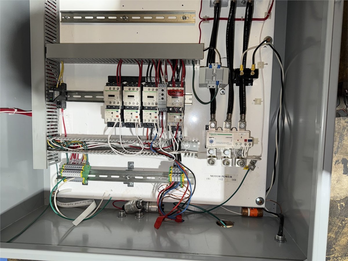 125 HP Starter Panel, Schneider LC1F185 Contactor, Start/Stop/E-Stop, 480V/125 HP, 575V/150 HP - Image 4