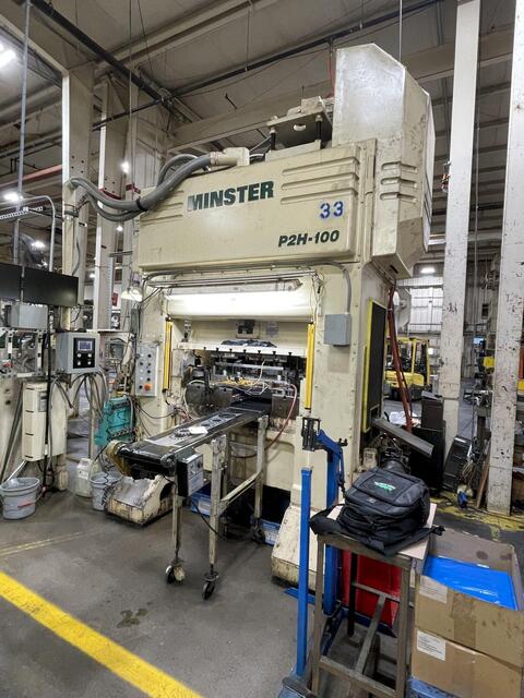 110 Ton, Minster #P2H-100-48x31-FW, Straight Side Double Crank Press, 1.5" Stroke, 450 SPM, 48" x31.5" Bed - Image 3
