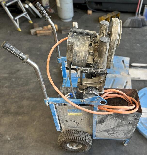 Tyrolit #WSE1621, Wall Saw, w/ Motor, Blade Guard, Controller w/ Remote & Track, 20 kW, 400-480 V., 50/60 - Image 5