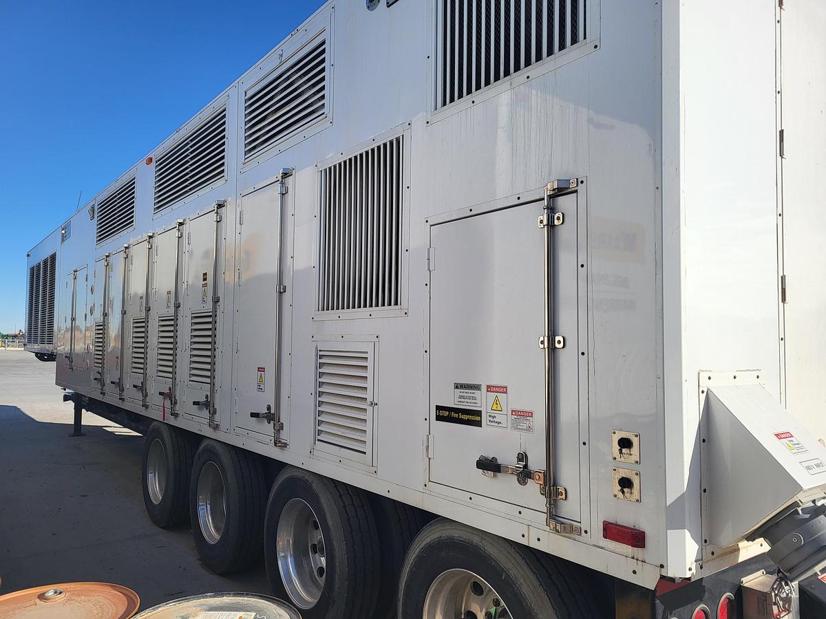 2600 KW Caterpillar #G3520, Natural gas generator set, continuous duty, trailer mounted, 13800 Volts (10 - Image 4