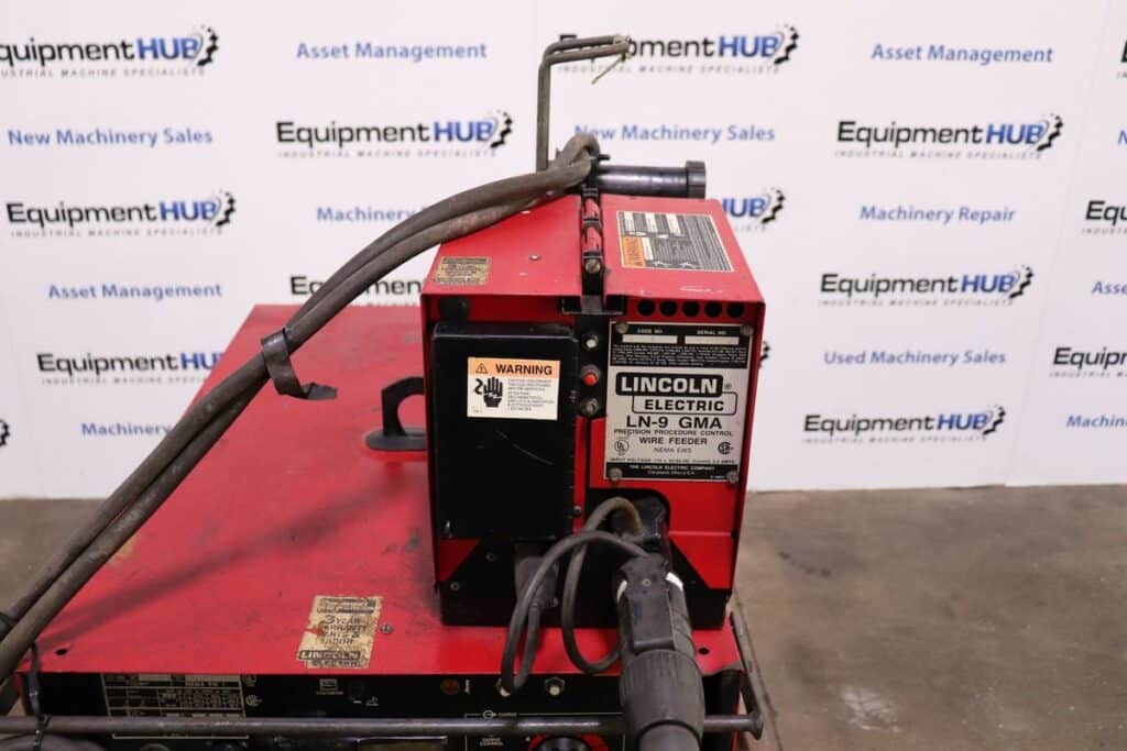 Lincoln #CV-400, DC power source, welder with LN-9 GMA wire feeder, not working, for parts - Image 8