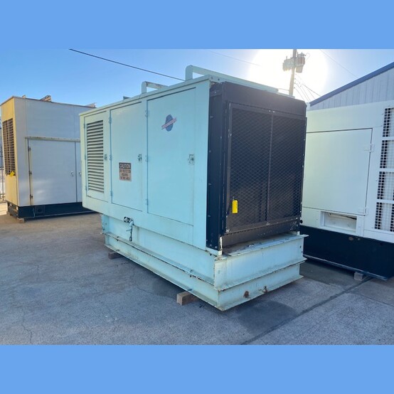450 KW Detroit Diesel #12V71T, diesel generator set, 277/480 Volts, auto start panel, safety shutdowns - Image 2