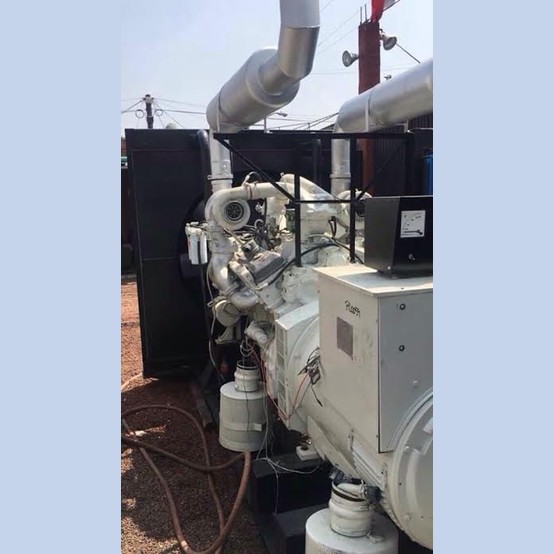 600 KW IGSA, diesel generator set, 750 kVA, 440 Volts, 3 phase, GM motor, Stamford generator end, 2002 - Image 2