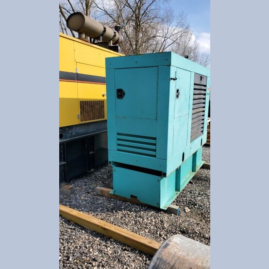 60 KW Cummins-Onan #60DGCB, diesel generator set, standby, 125 gal base tank, weather enclosure, 12-lead, 583 - Image 4