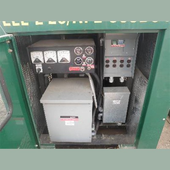 40 KW Stamford, natural gas generator set, Nissan 6-cyl engine, 8,887 hours, 2004 - Image 5