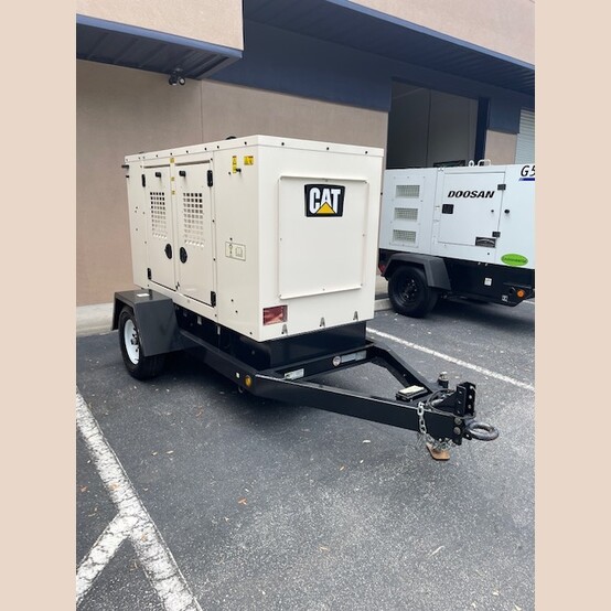 27 KW Caterpillar #XQ35, portable diesel generator, prime, trailer mtd, 100 gal tank, 5,146.6 hours, 2019 - Image 1