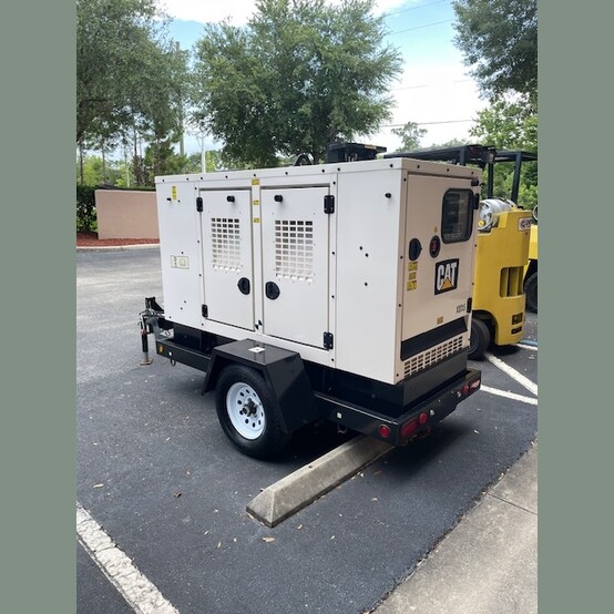 27 KW Caterpillar #XQ35, portable diesel generator, prime, trailer mtd, 100 gal tank, 5,146.6 hours, 2019 - Image 3