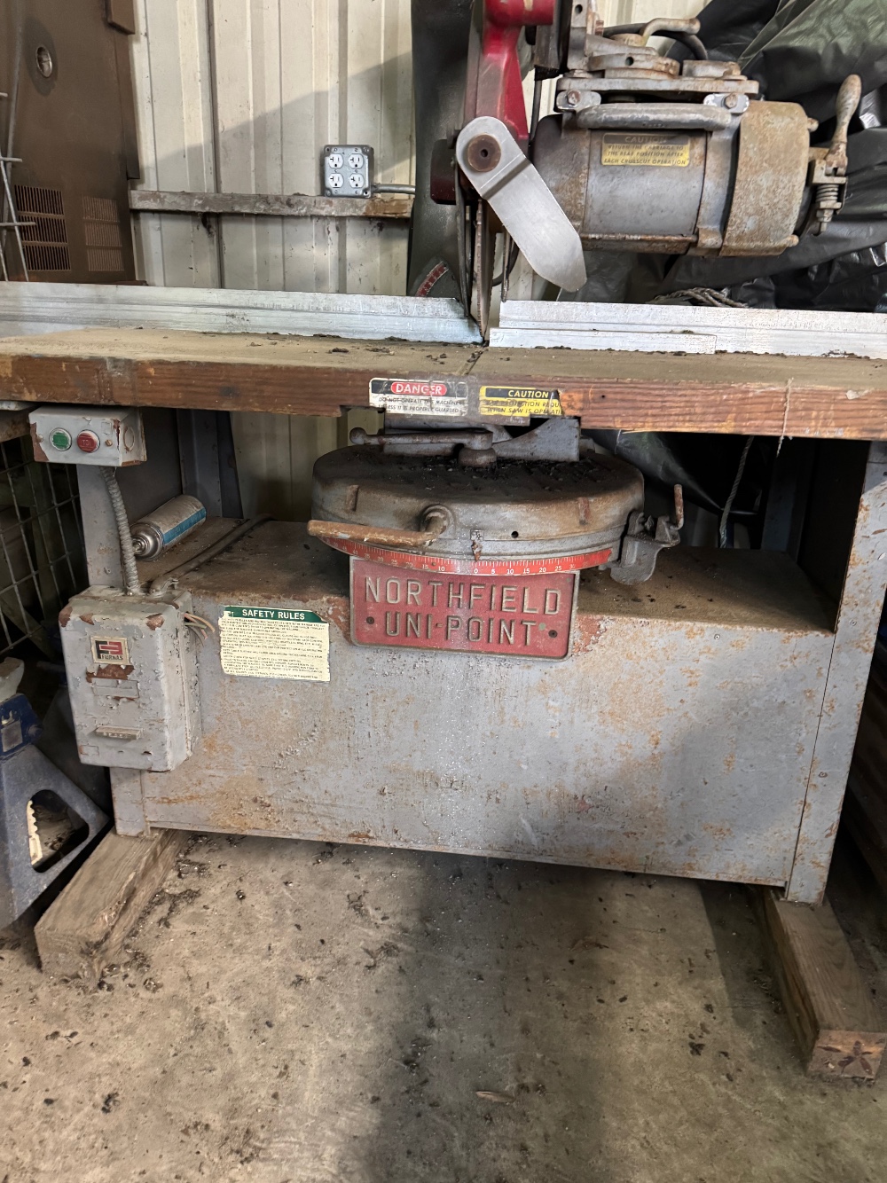 Northfield #X36AF, Uni-Point heavy duty radial arm saw, 5 HP - Image 2