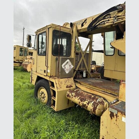 Gradall G3WD 4x2, Wheel Excavator, 5-Way Slide-A-Boom, 2,713 hours, 76,473 miles - Image 3