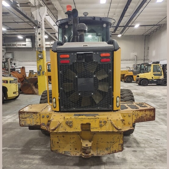 John Deere 624K, Wheel Loader, 186 HP, 60" forks, ROPS, 2016, (3 available) - Image 4