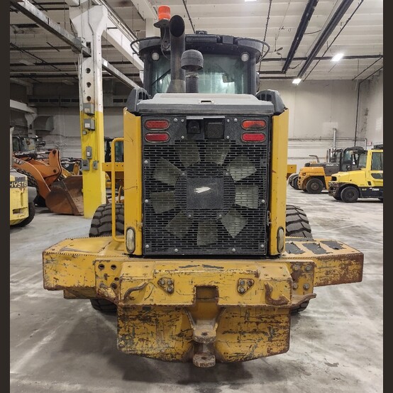 John Deere 624K, Wheel Loader, 186 HP, 60" forks, ROPS, 2016, (3 available) - Image 8
