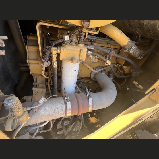 Caterpillar 966H, Wheel Loader, 260 HP CAT C11 ACERT engine, 1800 RPM, ROPS/FOPS Cab, 18,072 hours, 2014 - Image 5