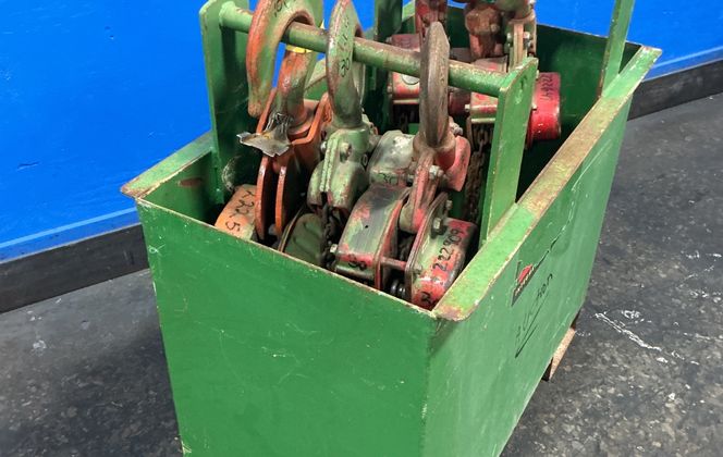 5 Ton, chain hoist - Image 1