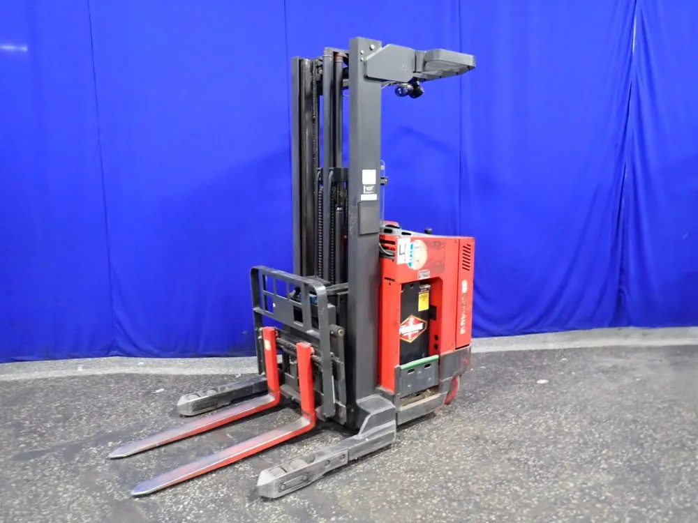 3000 lb. Raymond #EASI-R30TT, electric stand-up forklift, 216" lift height, 42" x 4" forks - Image 1