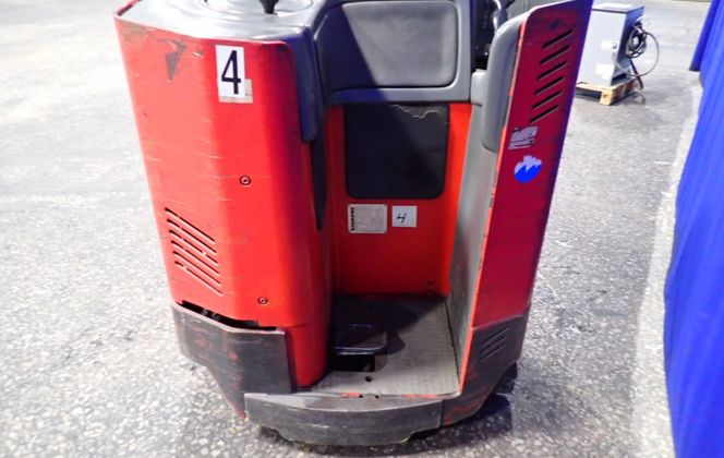 3000 lb. Raymond #EASI-R30TT, electric stand-up forklift, 216" lift height, 42" x 4" forks - Image 9