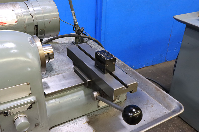 9" Hardinge #HSL, speed lathe, 5C collet closer, 750-1800-3000 RPM, 0.5 HP, floor stand, 1970 - Image 5