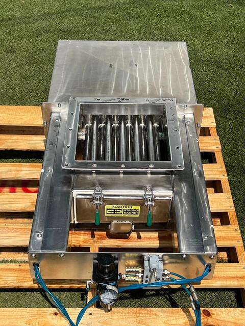 Puritan Magnetics #ND21212POW-R, Drawer Magnet Separator, 12" opening - Image 6