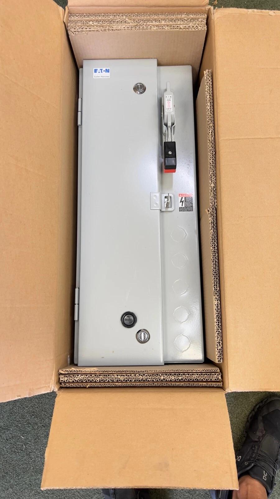 Eaton Cutler-Hammer #ECN2211AAD, Combination Motor Starter, type 1 enclosure - Image 2