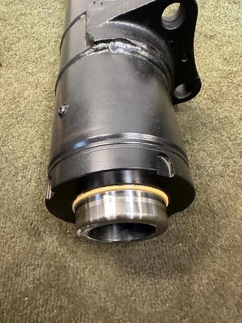 Hyster #2104512, Hydraulic Cylinder - Image 3