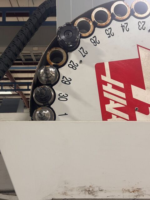 Haas #VF-5, vertical machining center, 3-Axis, 50" X, 26" Y, 25" Z, 20 HP, 7500 RPM, 23" x 52" table, CAT40 - Image 3