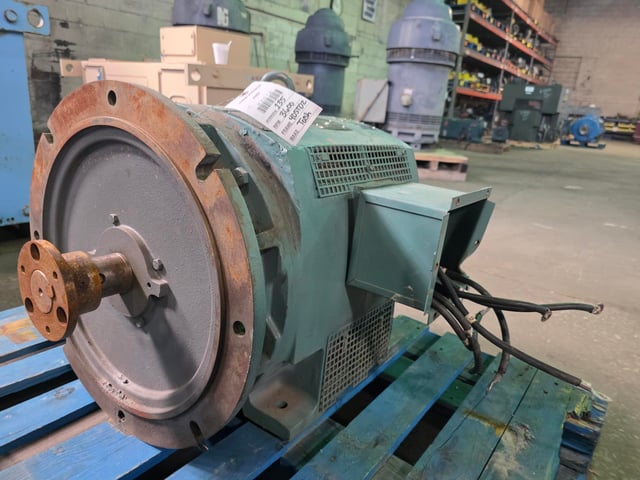 125 HP 3600 RPM Toshiba, Frame 405TDZ, Drip-Proof Ball Bearing, 460 Volts - Image 1