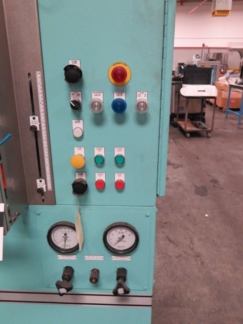 30 Ton, Wabash #G30-18-BLPX, compression molding press, 8 stroke, 8"-28" DL, 2 HP, 2019 - Image 7