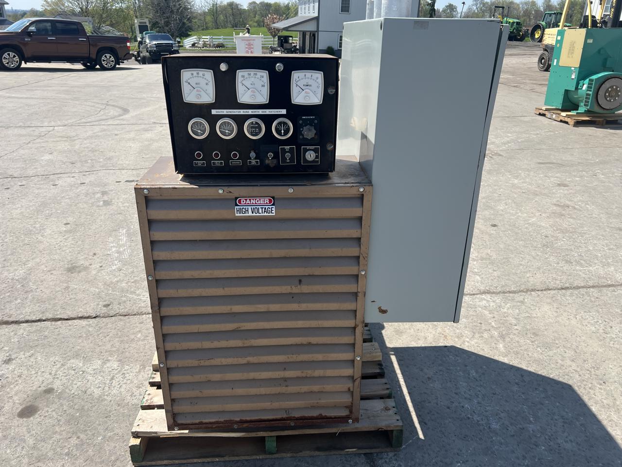 300 KW Marathon #MCD-300-3, Generator End, 120/240 Volts, 10-wire, 3PH, 946 hours, 1987 - Image 7