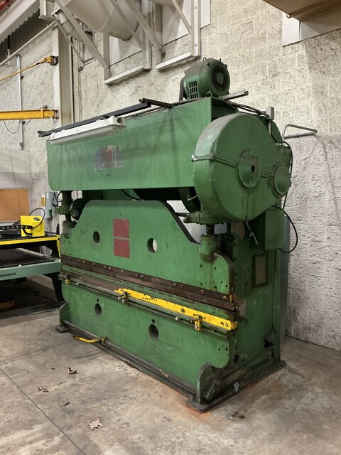 60 Ton, Bronx #1716, press brake, 10' overall, 440 V., 3 phase - Image 3