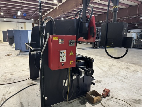 50 Ton, Amada #RG-50, CNC Hydraulic Press Brake, 6.5' overall, 82.1" Bending Length, NC9-EX II Control, 2001 - Image 3