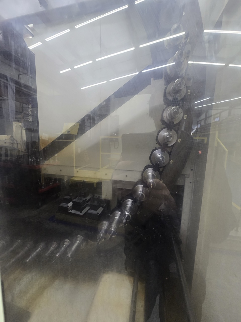 Makino #A71NX, CNC horizontal machining center, 35.4" X, 35.4" Y, 40.2" Z, 24.8" x 24.8" Pallet, 10,000 RPM - Image 6