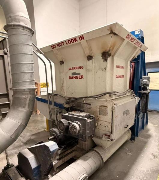 Vecoplan #RG-42/40-XL, Single Shaft Shredder, 42" x 48" feed opening, 15" diameter rotor, 40 HP, 460V., 2007 - Image 1